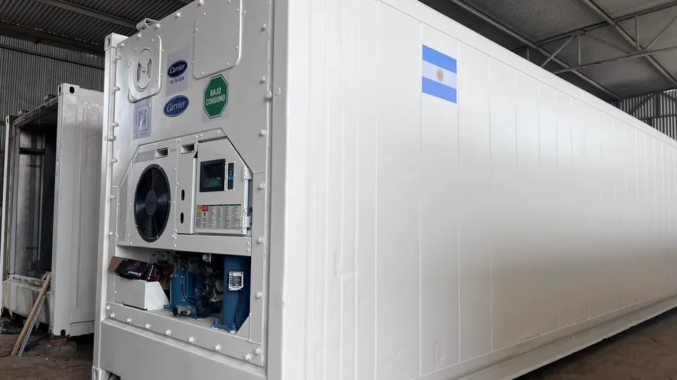 Contenedor Reefer refrigerado blanco listo para entrega